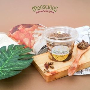 Mooscious Greek Parfait Banana Choco Chia Pudding & Granola - 205 gr